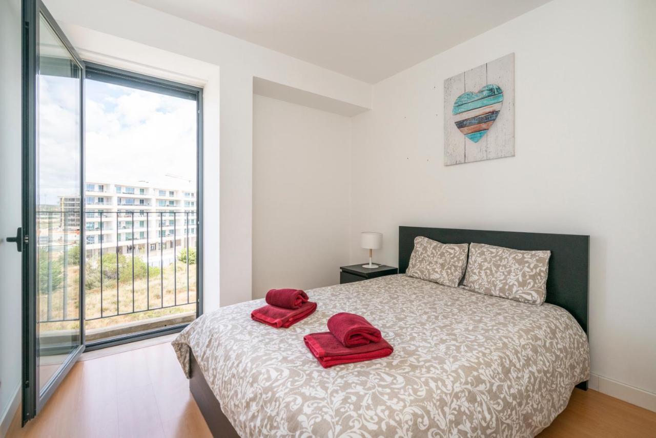 Bright & Spacious 2 Bed Flat 2 Bath W Garage In Lagos Marina Luaran gambar