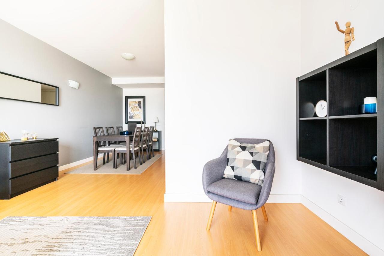 Bright & Spacious 2 Bed Flat 2 Bath W Garage In Lagos Marina Luaran gambar