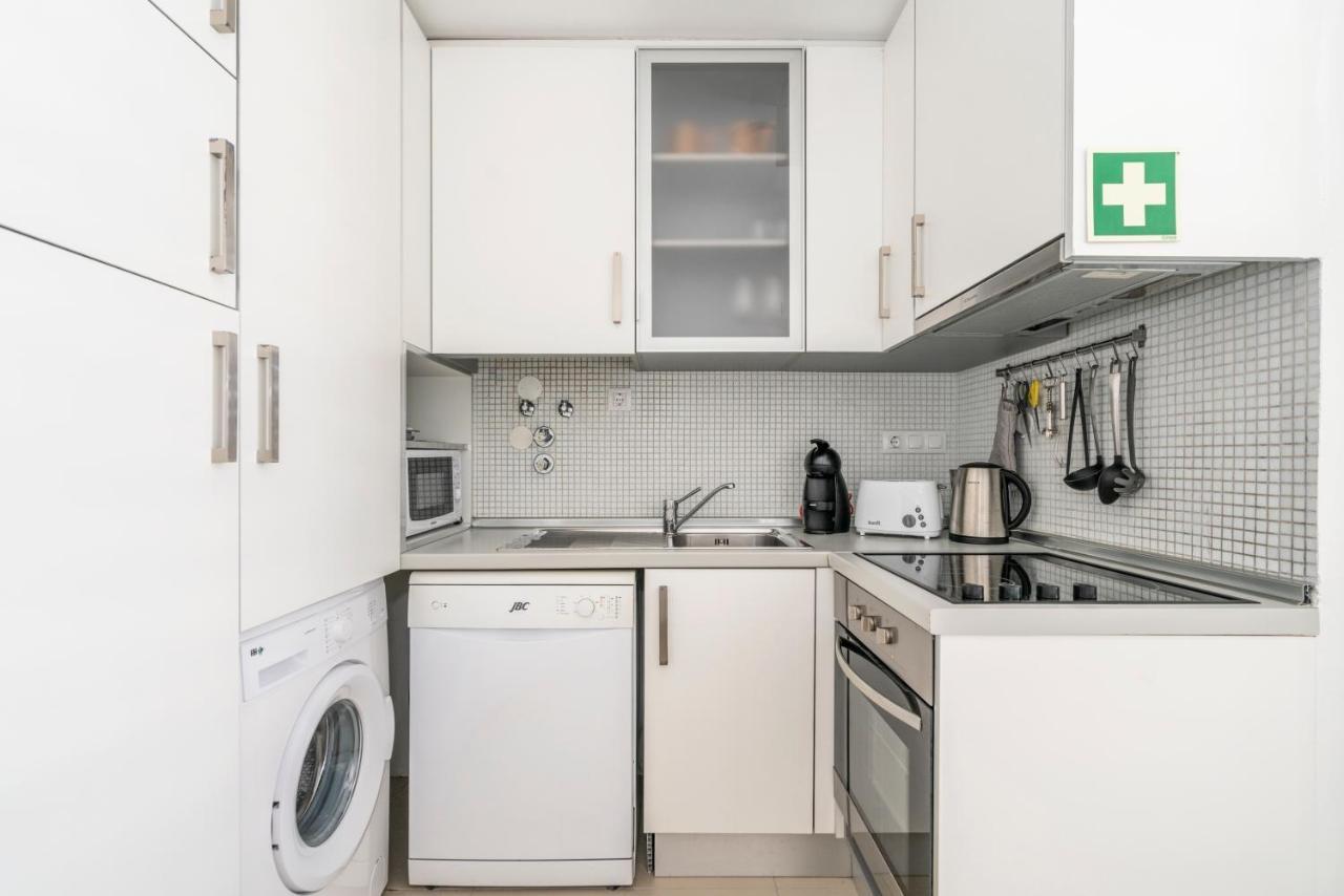 Bright & Spacious 2 Bed Flat 2 Bath W Garage In Lagos Marina Luaran gambar