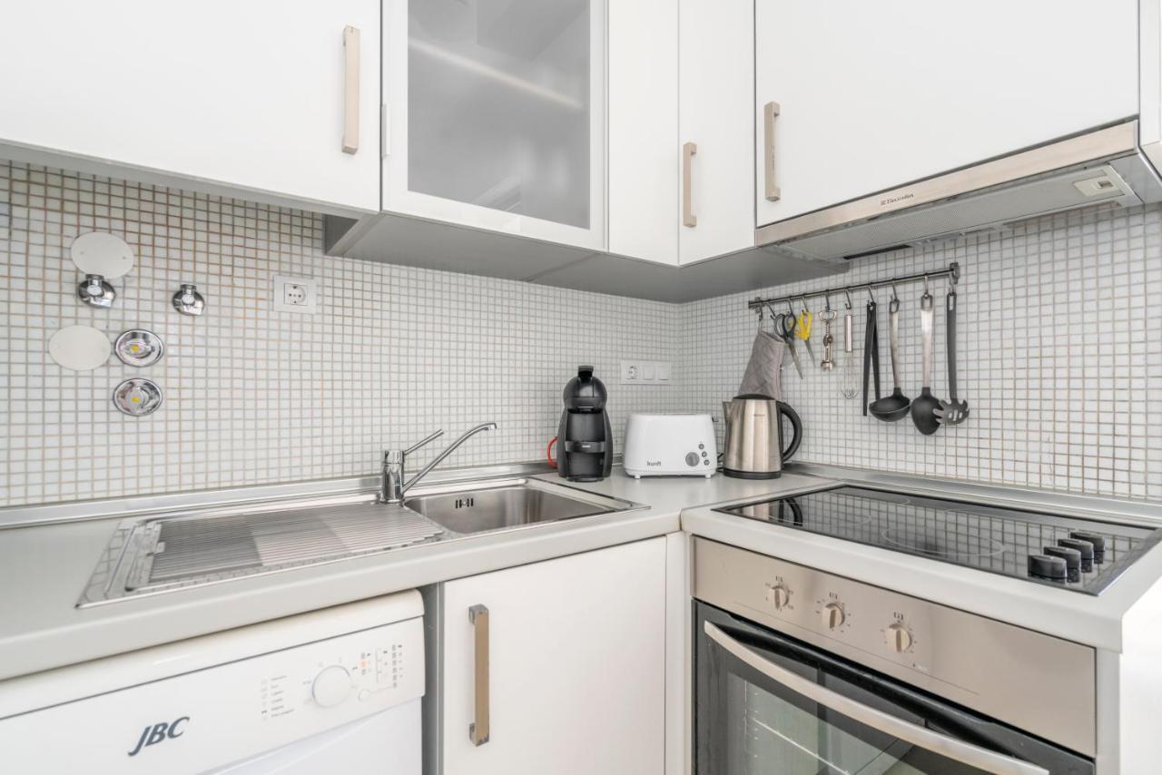 Bright & Spacious 2 Bed Flat 2 Bath W Garage In Lagos Marina Luaran gambar