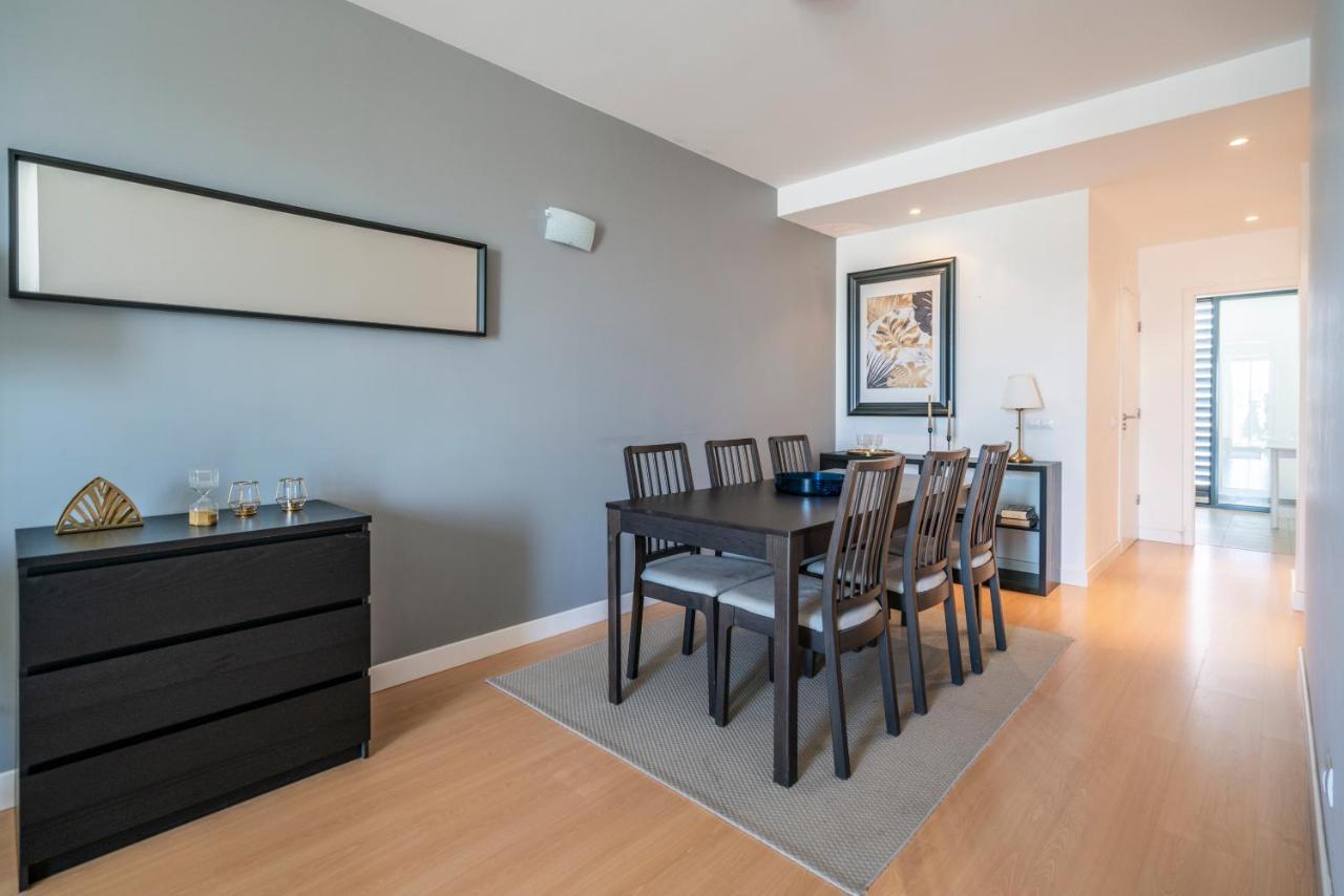 Bright & Spacious 2 Bed Flat 2 Bath W Garage In Lagos Marina Luaran gambar