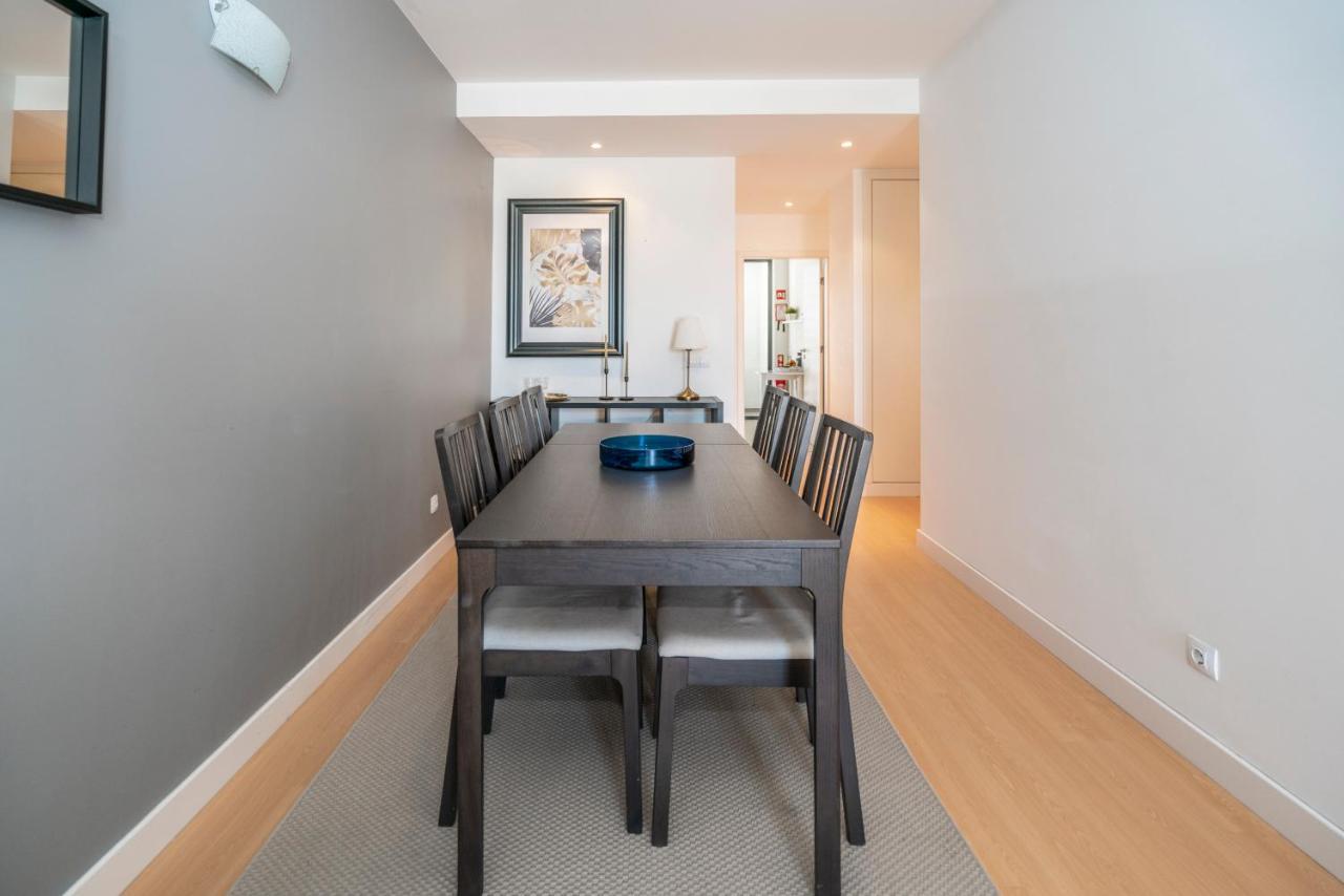 Bright & Spacious 2 Bed Flat 2 Bath W Garage In Lagos Marina Luaran gambar