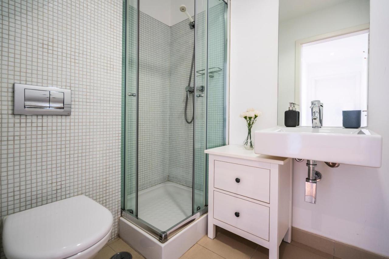 Bright & Spacious 2 Bed Flat 2 Bath W Garage In Lagos Marina Luaran gambar